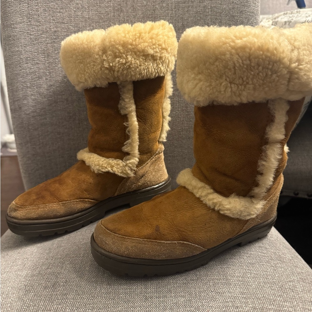 UGG Australia Sundance II Chestnut Sheepskin Boots Women’s Size 6 - Picture 8 of 11